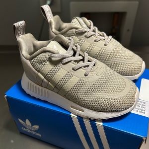 Adidas Toddler Sneakers (6K)
